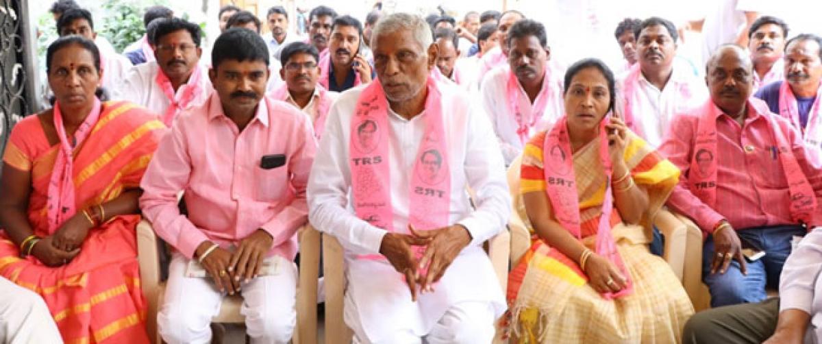 TRS appeals to people to vote for development