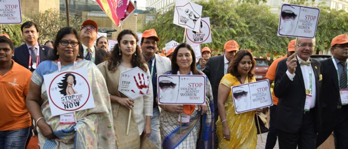 Doctors campaign to stop violence against women