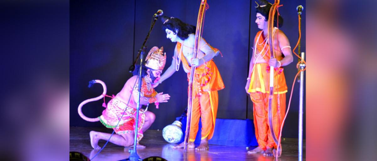 Accolades to Sri Rama Pattabhishekam verse drama in Vijayawada