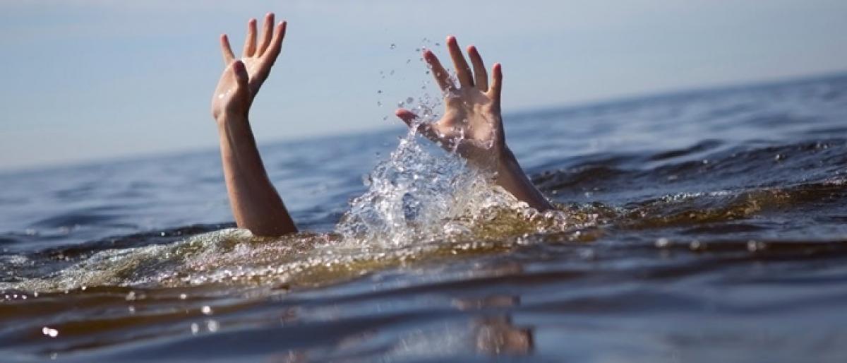 Girl drowns in village pond