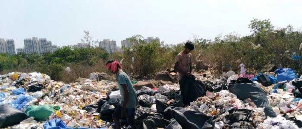 Nallagandla Park turns into dump yard