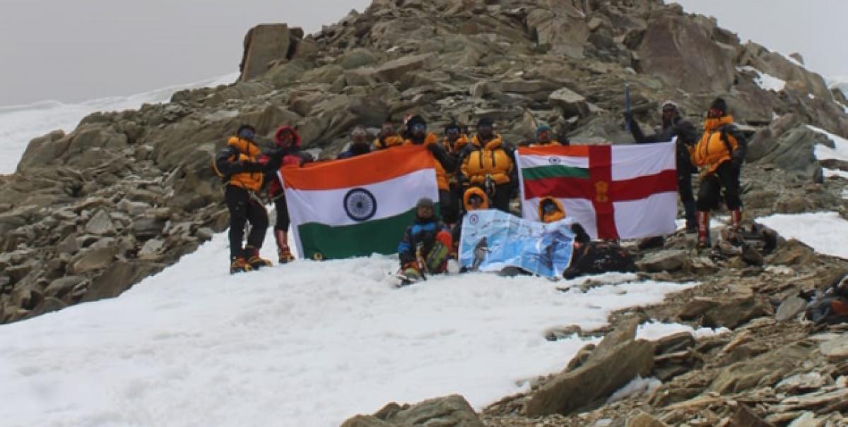 Eastern Naval Command mountaineering team scales Mt Mentok Kangri