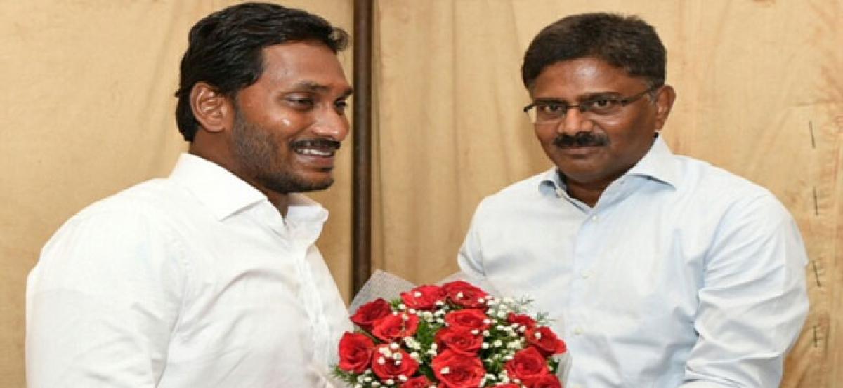 Ex-DGP Sambasiva Rao likely to join YSRCP