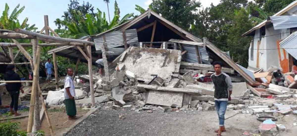 Earthquake hits Indonesian resort islands of Bali, 82 dead