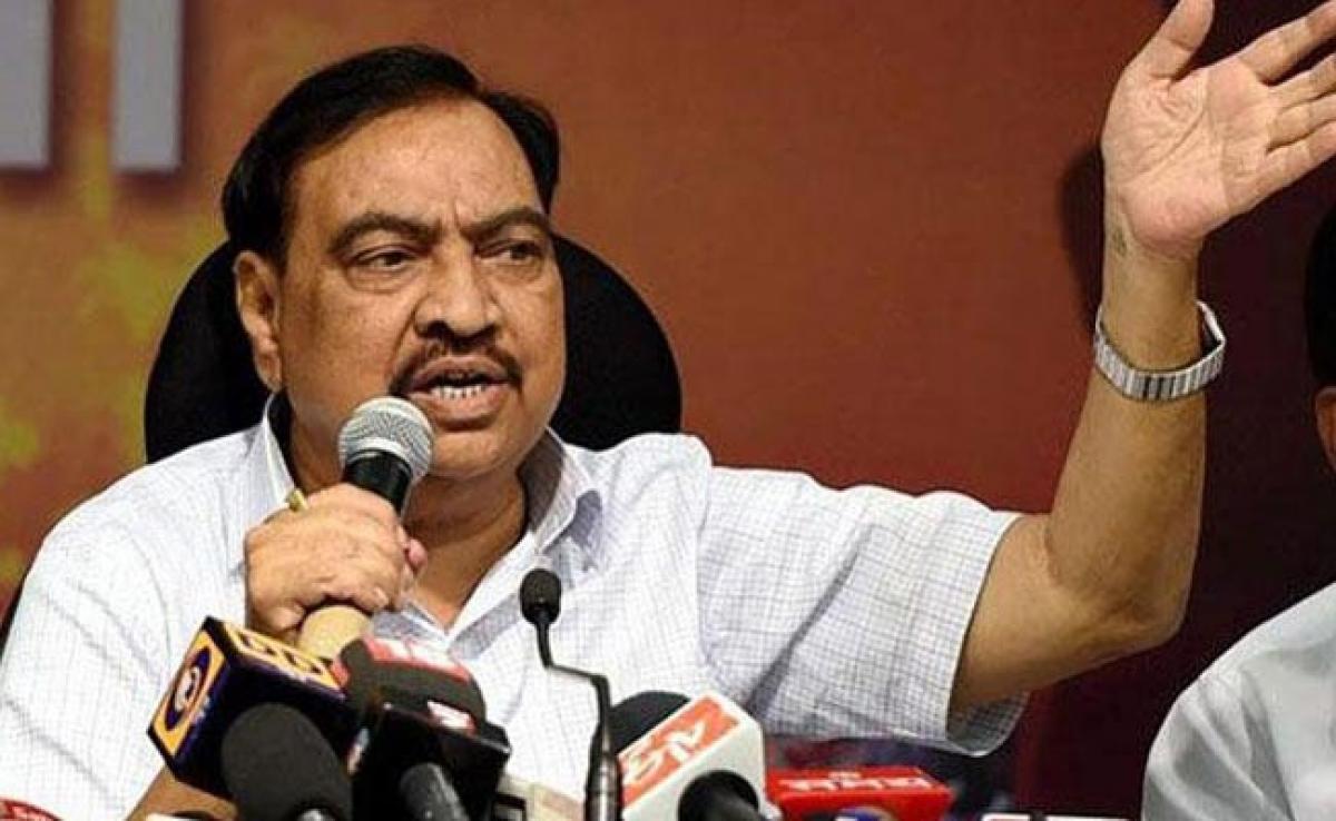 Senior BJP Leader Eknath Khadse Makes Obscene Remarks Against Activist, Case Filed