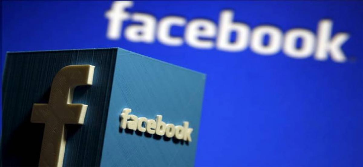 Facebook to tell users if their data was shared with Cambridge Analytica