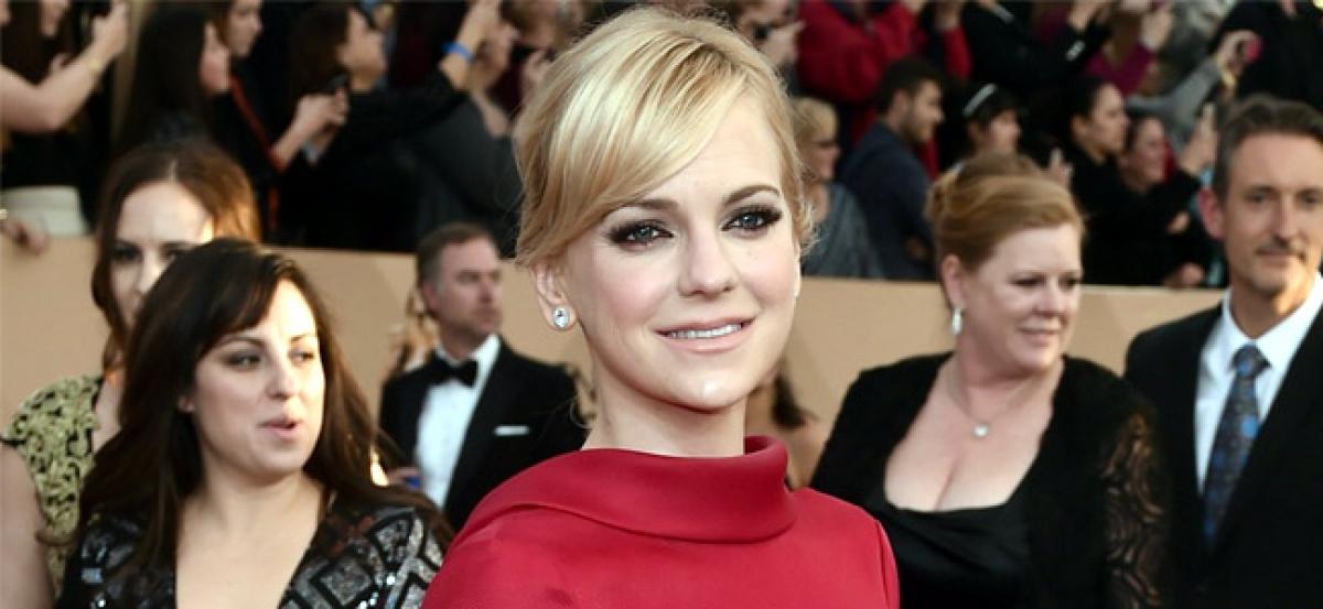 Anna Faris thanks fans for support amid split from Chris Pratt