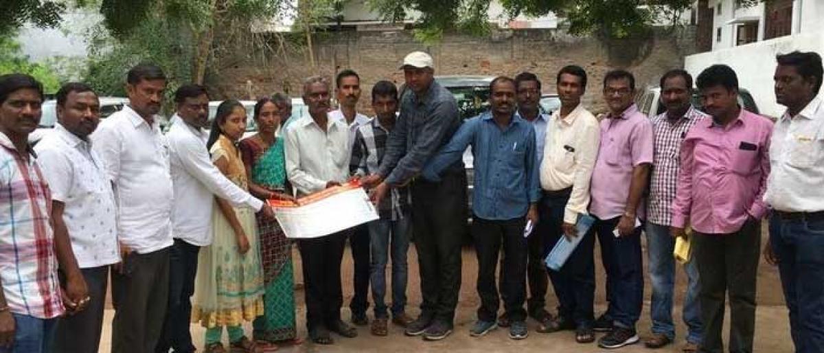 Labourer with renal failure gets aid from friends