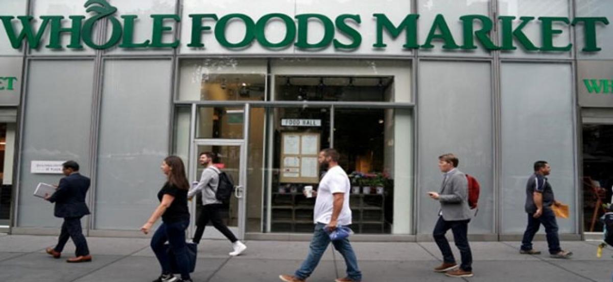 Democrats in U.S. Congress urge review of Amazons Whole Foods deal