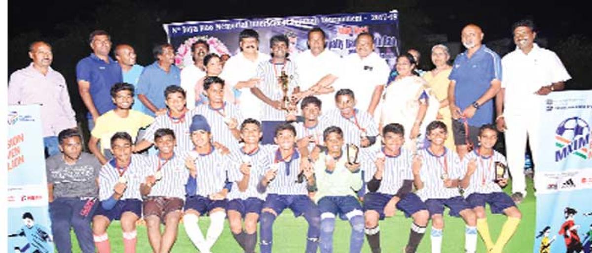 St Andrews lift Jay Rao trophy