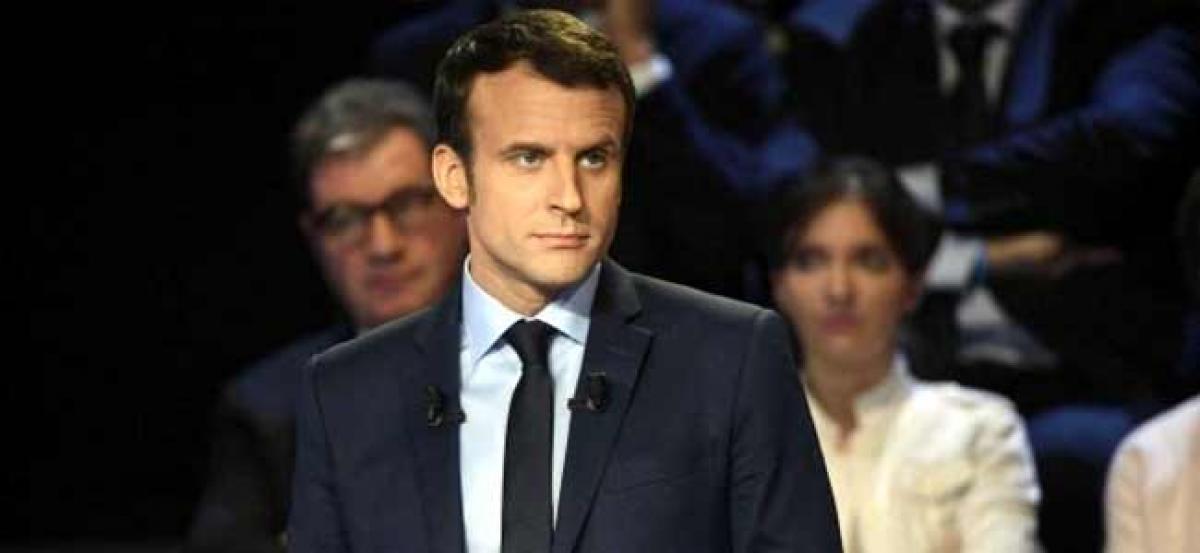 Frances Emmanuel Macron reshuffles government