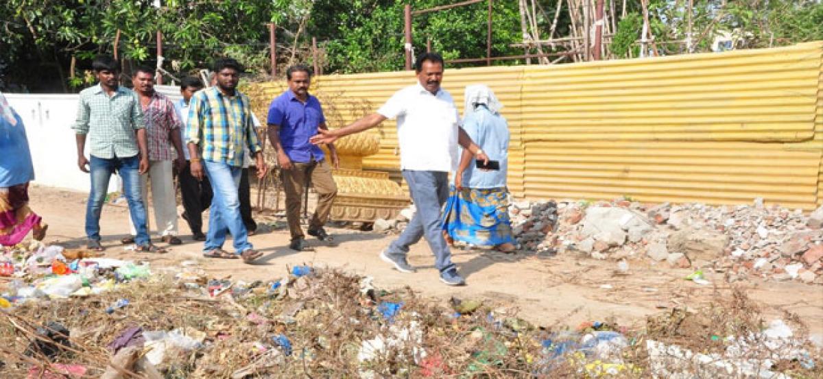 MLA ire over overflowing garbage bins