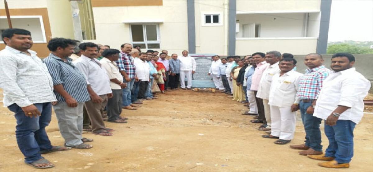 Arekapudi lays foundation stone for UGD works