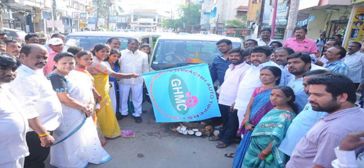 Minister flags off 15 swachh auto-tippers