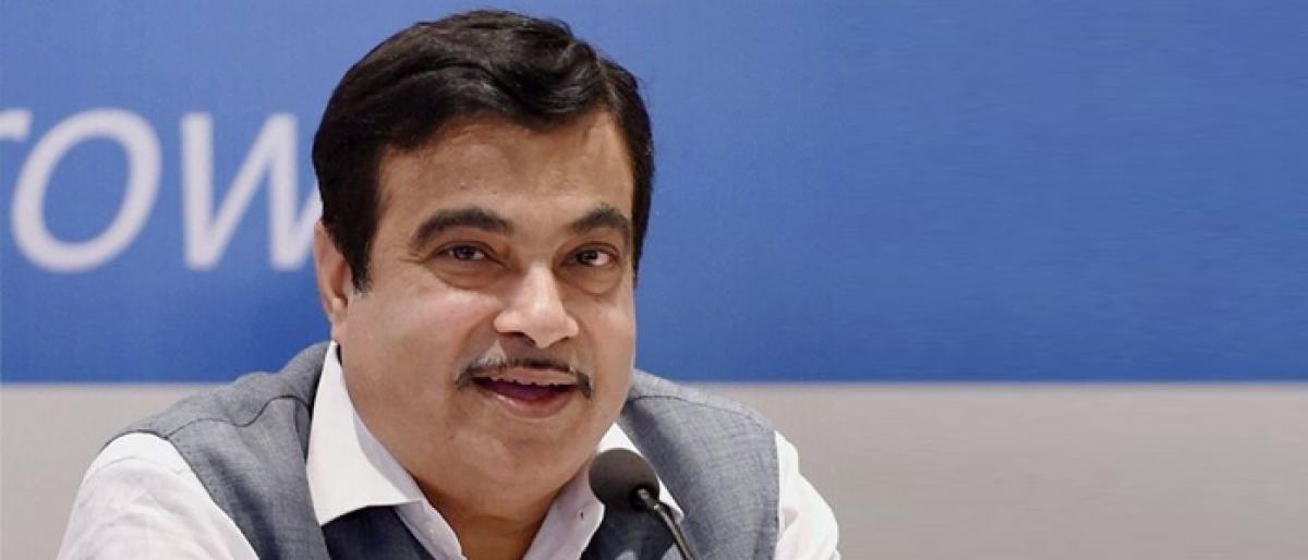 Gadkari asks DJB to speed up green projects