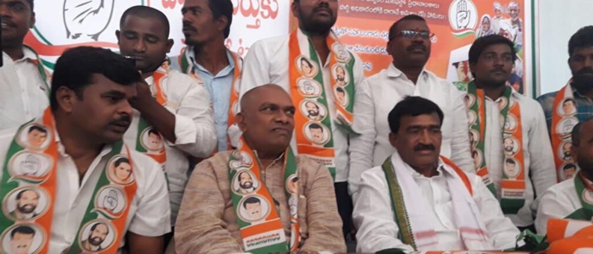 KCR won’t get deposit in Gajwel constituency: Vanteru Pratap Reddy