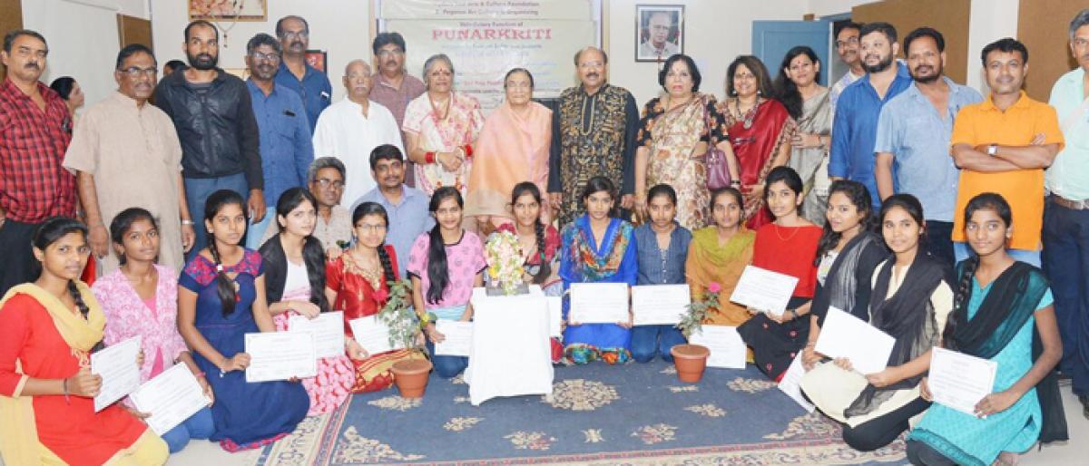 Punarkriti art camp wins accolades from connoisseurs