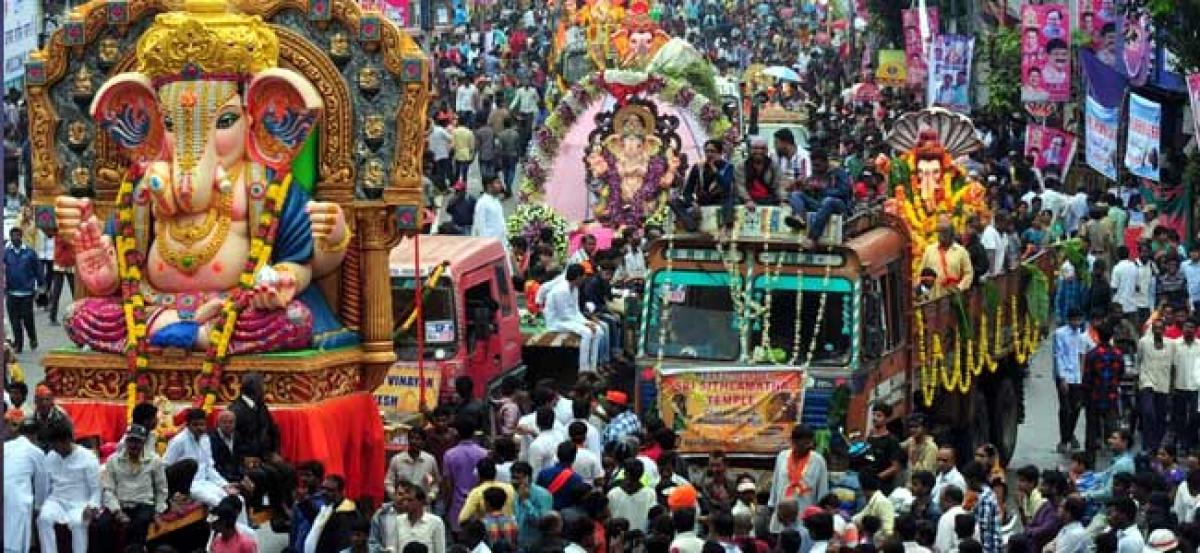 Traffic restrictions on Sunday for Ganesh immersion