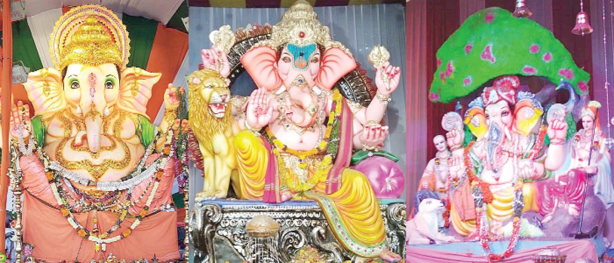 Ensuing polls add glitter to Ganesh fest