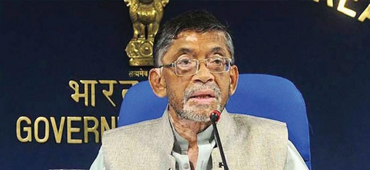 Need to extend medical facilities to informal sector: Gangwar