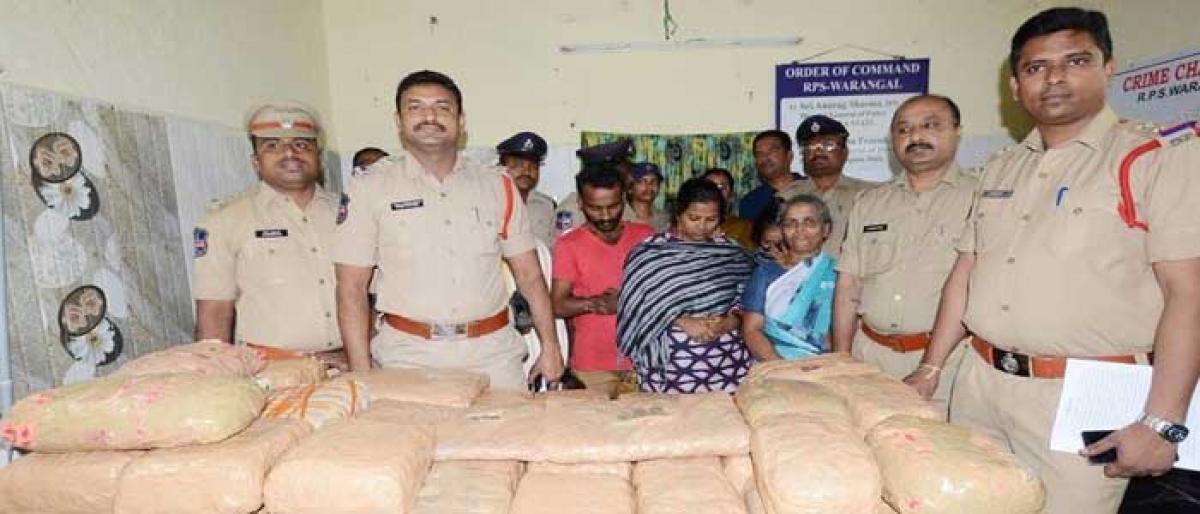 82 kg dry ganja seized at Warangal railway station