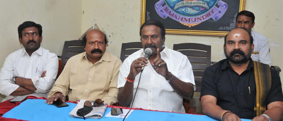 Pawan has no right to criticise CM: Ganni