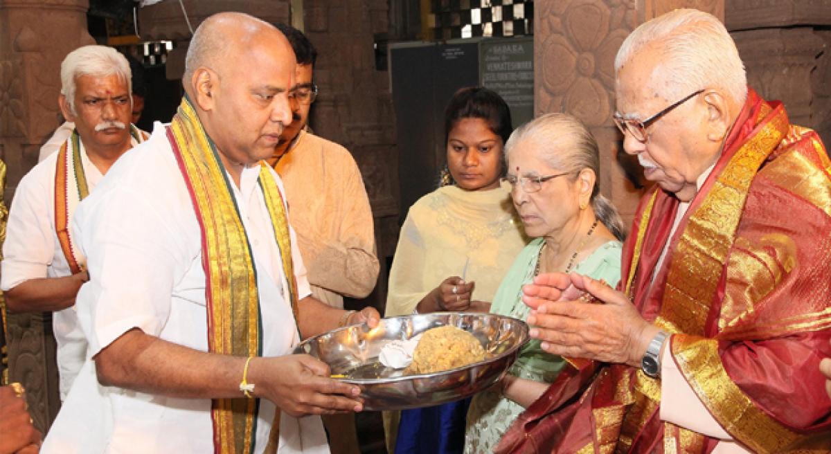 UP Governor offers prayers at Tirumala