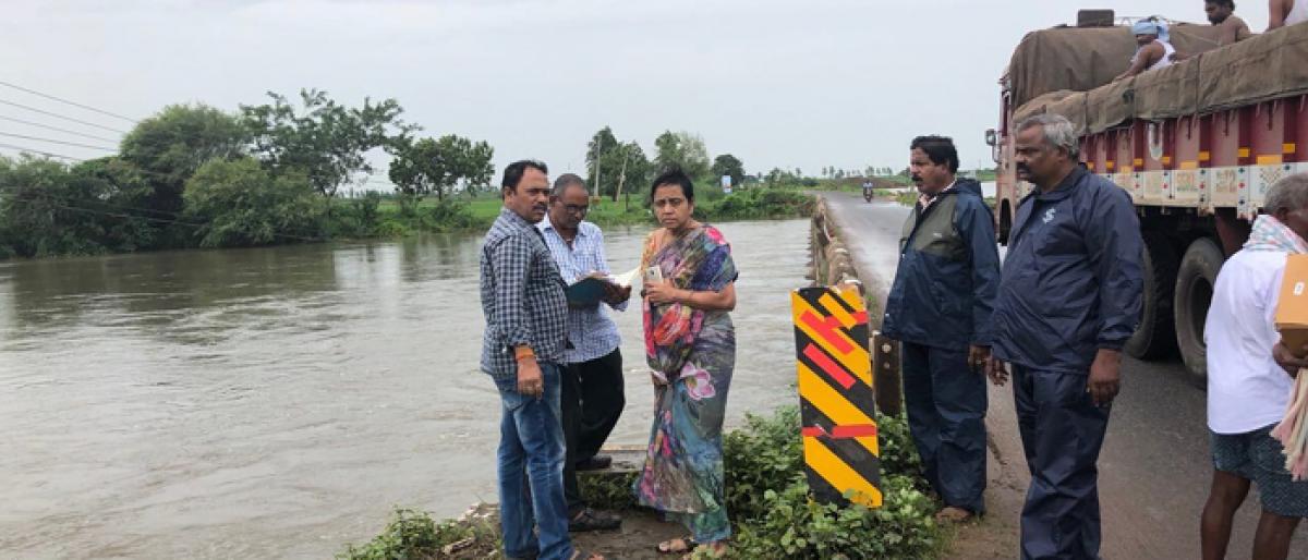 Gudivada RDO visits rain-affected villages