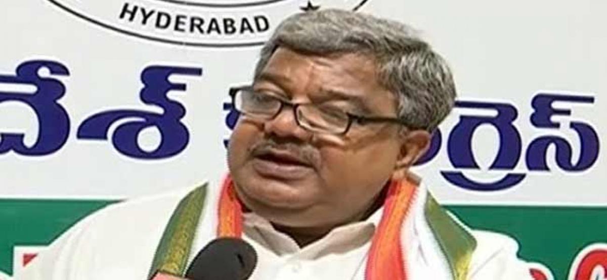 Increase security cover for Congress leaders: Gudur