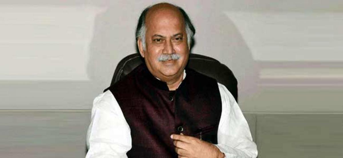 Congress leader Gurudas Kamat dies