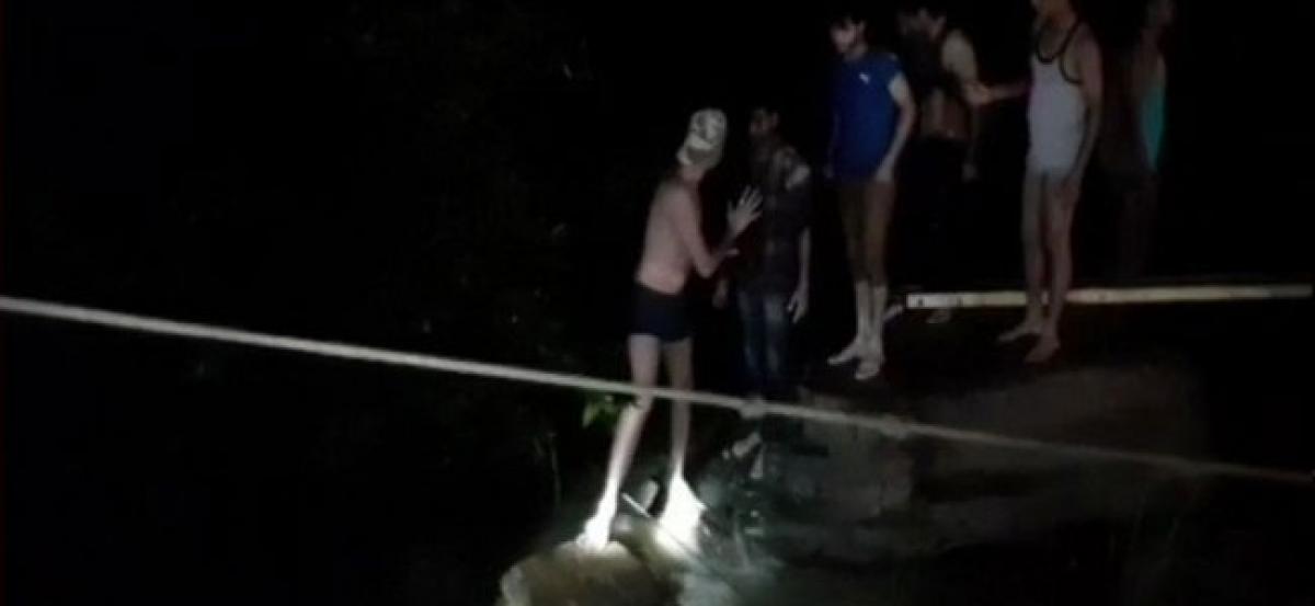45 people rescued from Sultan Garh Waterfalls in MP