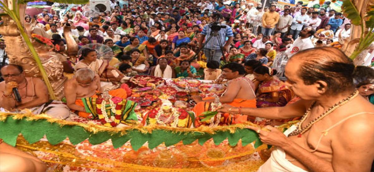 5,000 devotees take part in celestial wedding of Lord Rama