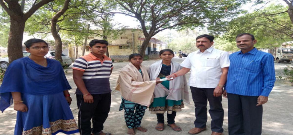 Two girls selected for Telangana kho-kho junior team