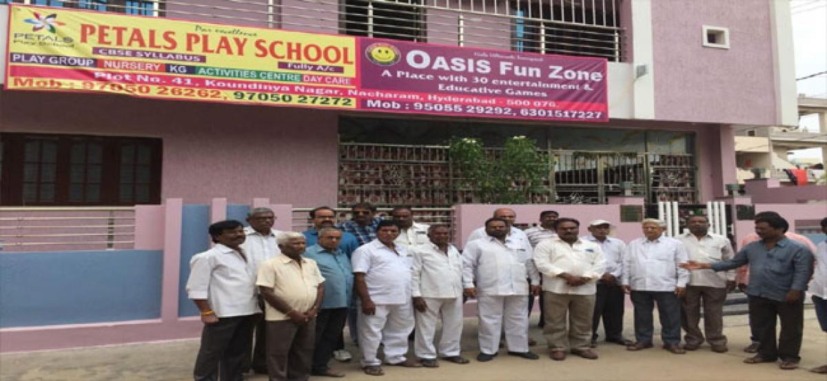 Residents stage demonstration against running of play school in house