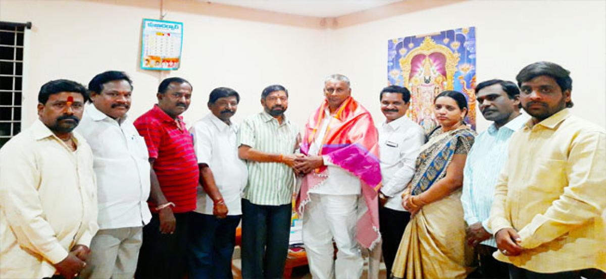 MLA Prabhakar felicitated