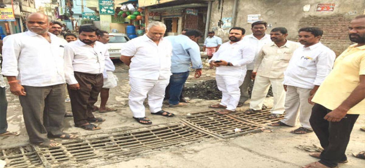 MGR inspects desiltation works