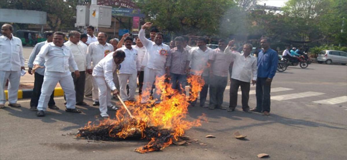 Revanth Reddy asked to tender public apology to Speaker