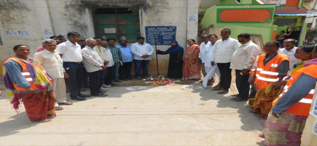 Corporator inaugurates CC road works