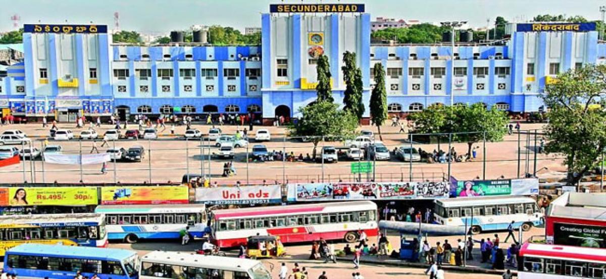 Sec’bad railway station in new look