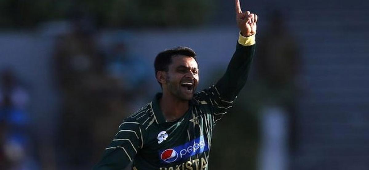 Hafeez to resume bowling following green-light from ICC