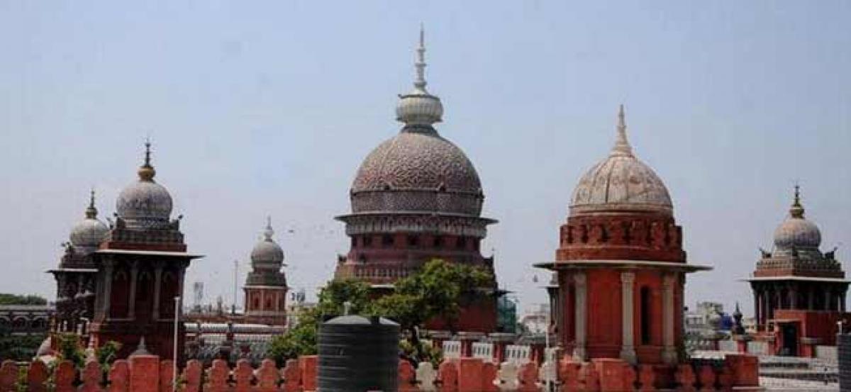 HC of Madras sparks out on Puducherry government