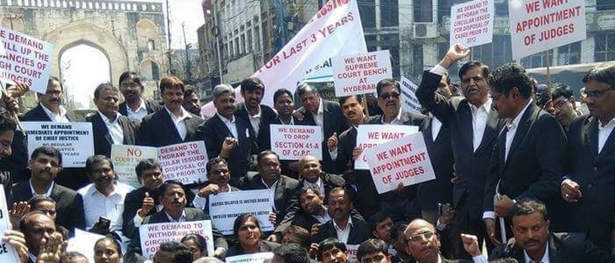 HC lawyers seek appointment of permanent judge; boycott work