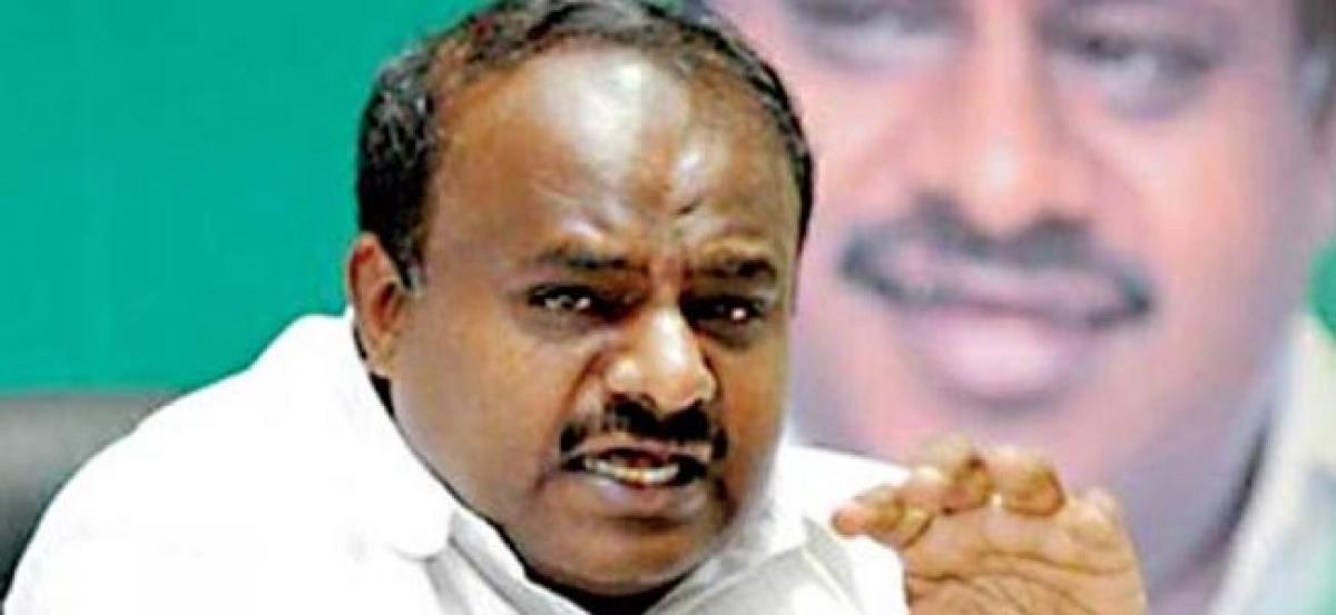 Ktaka CM Kumaraswamy announces Rs 10 crore relief fund for flood-hit Kerala