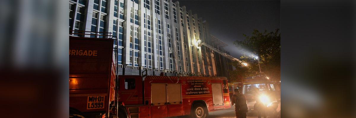 Hospital fire: death toll rises to 10
