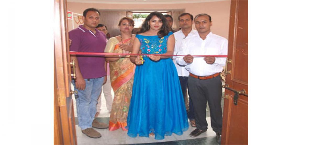 9-day Silk & Cotton Expo begins at Shilpa Kala Vedika