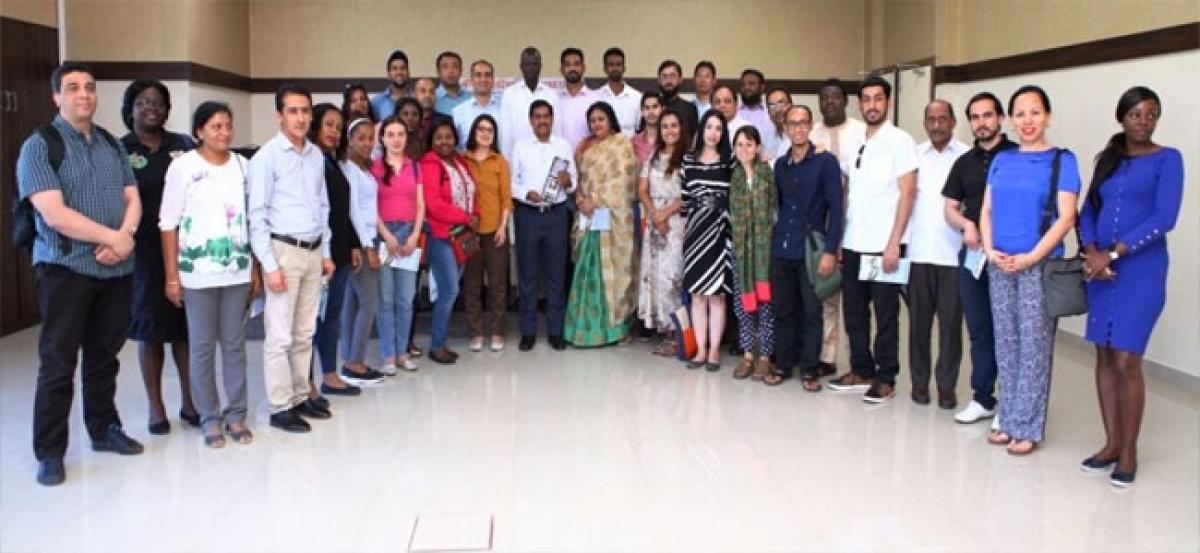 Global delegation on a metro rail ride