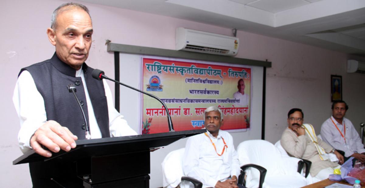 Union HRD Minister all praise for Rashtriya Sanskrit Vidyapeetha