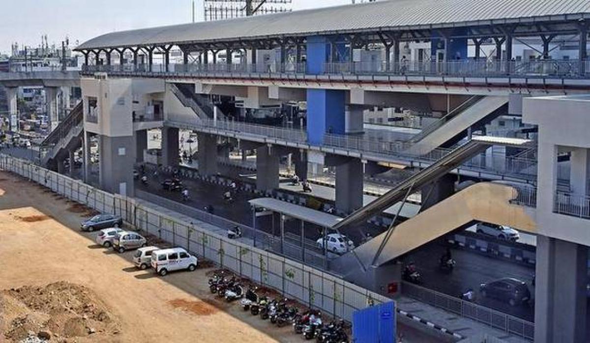 Smart parking system to be introduced at Hyderabad Metro stations