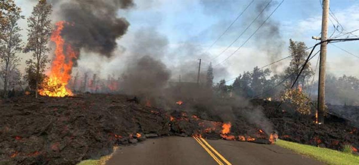 2 new lava vents open up in Hawaii neighborhood