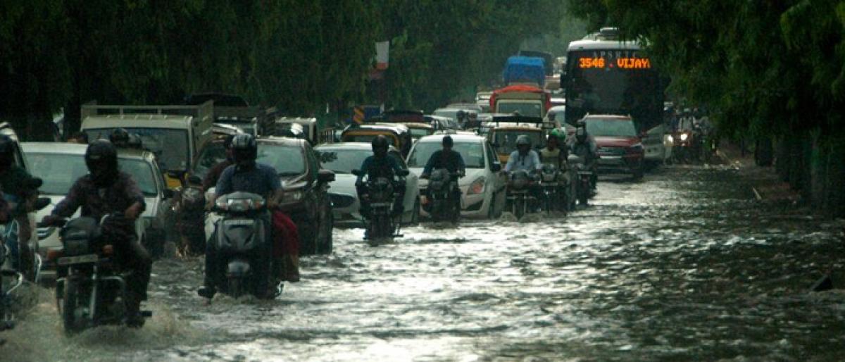 Heavy rains, gusty winds lash Hyderabad